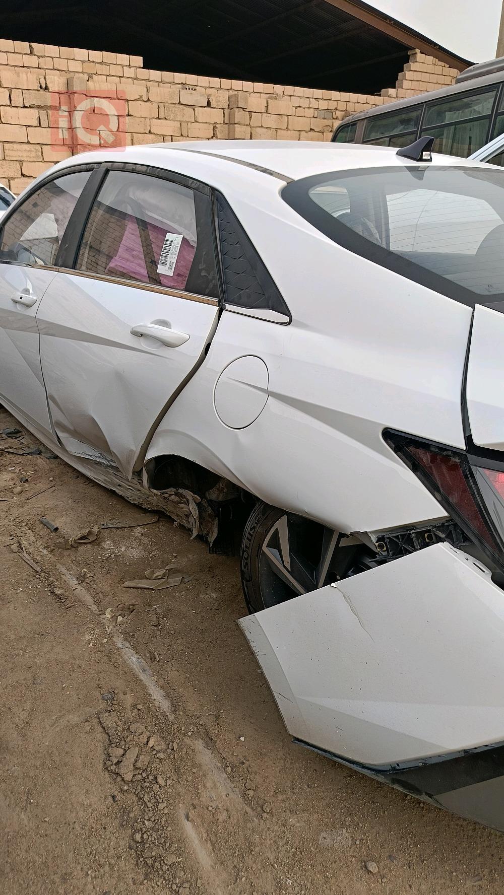 هیوندای ئەلەنترا